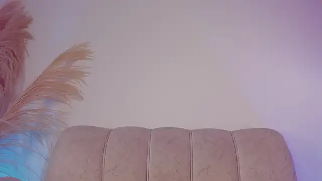 Snapshot of sara_gwen chatting on October 9, 2025, 1:14 am sara gwen online show from October 9, 2025, 1:14 am