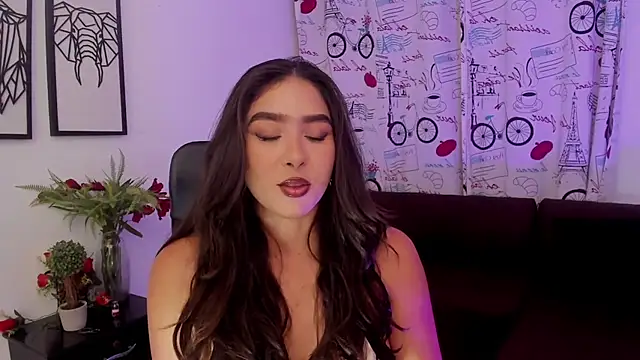 Snapshot of Danielacossio chatting on November 5, 2025, 3:50 am Danielacossio online show from November 5, 2025, 3:50 am