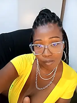 Snapshot of Daniela518 chatting on December 18, 2024, 2:32 am Daniela518 online show from December 18, 2024, 2:32 am