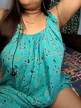 Snapshot of Hottyalia chatting on October 12, 2025, 12:09 am Hottyalia online show from October 12, 2025, 12:09 am