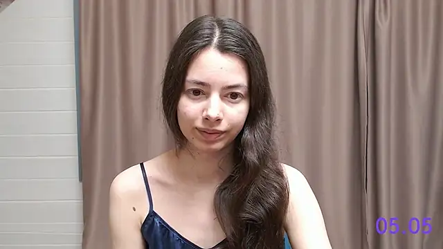 sweet sweet angel online show from May 5, 2026, 9:28 am