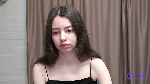sweet sweet angel online show from May 7, 2026, 9:25 am