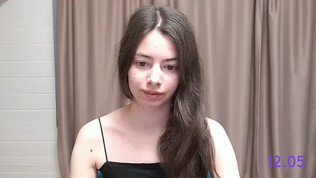 sweet sweet angel online show from May 12, 2026, 9:28 am