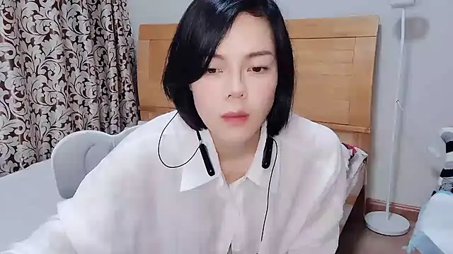 Linda-LL online show from February 26, 2025, 12:36 pm