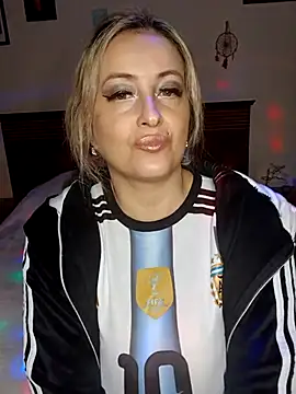 DesireSatler online show from June 27, 2026, 4:39 am