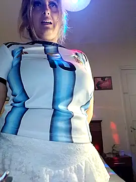 DesireSatler online show from June 28, 2026, 10:05 pm