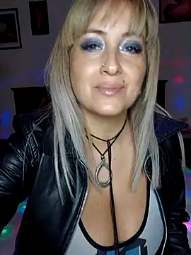 DesireSatler online show from July 19, 2026, 4:49 am