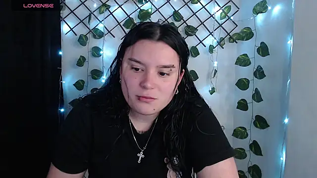 Snapshot of Nika_1_ chatting on May 22, 2026, 11:32 pm Nika 1 online show from May 22, 2026, 11:32 pm