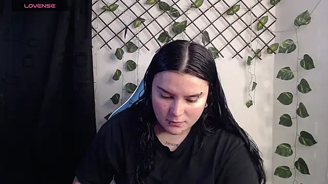 Snapshot of Nika_1_ chatting on June 5, 2026, 1:01 am Nika 1 online show from June 5, 2026, 1:01 am