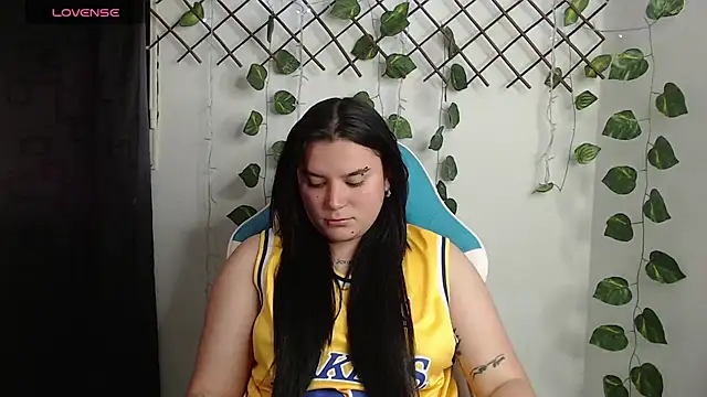 Snapshot of Nika_1_ chatting on July 1, 2026, 12:23 am Nika 1 online show from July 1, 2026, 12:23 am