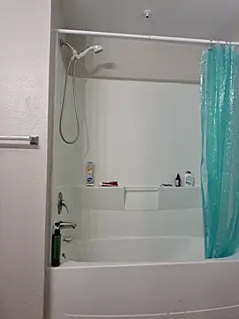 Snapshot of thatonespicychick chatting on March 23, 2025, 3:54 am thatonespicychick online show from March 23, 2025, 3:54 am