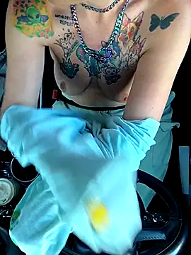 Snapshot of thatonespicychick chatting on September 30, 2025, 2:00 pm thatonespicychick online show from September 30, 2025, 2:00 pm