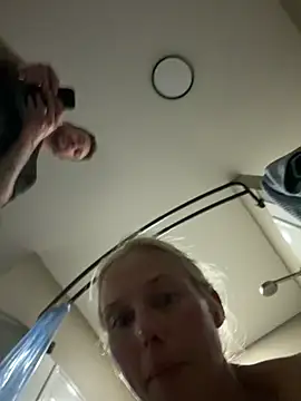 MmadiMonroe online show from March 17, 2026, 6:17 am