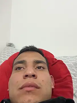 stiven-p23 online show from April 26, 2026, 2:53 am