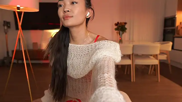 Peopleneedlove144 online show from October 30, 2025, 2:18 pm