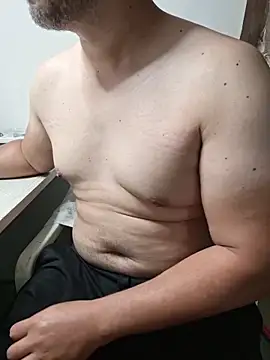 pob cam online show from February 9, 2026, 9:19 pm