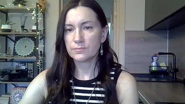 Snapshot of jainesummer chatting on December 27, 2024, 10:12 am jainesummer online show from December 27, 2024, 10:12 am