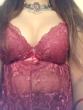 Snapshot of Esha_Babyy chatting on January 21, 2025, 1:43 pm Esha Babyy online show from January 21, 2025, 1:43 pm