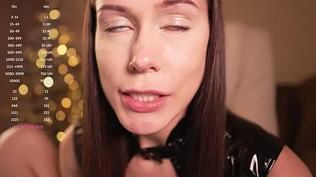 avelyssa online show from December 11, 2024, 3:37 pm