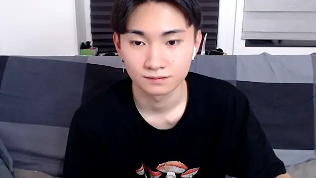 Miram Yu online show from January 13, 2025, 8:48 pm