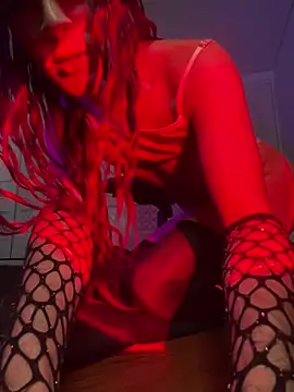 Snapshot of Mia_Frank_ chatting on December 15, 2024, 7:42 pm Mia Frank online show from December 15, 2024, 7:42 pm