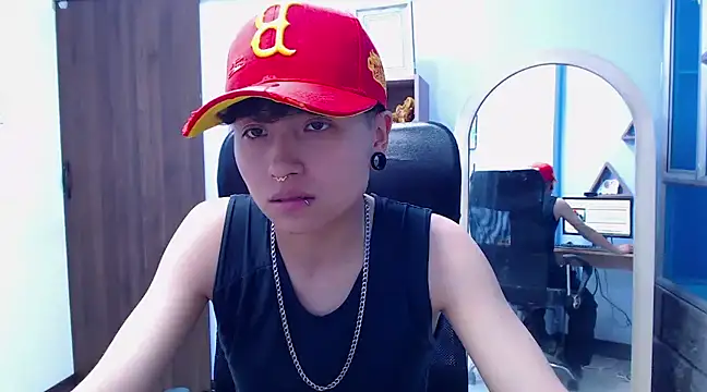 Snapshot of Im_Mathias chatting on December 3, 2024, 10:07 pm Im Mathias online show from December 3, 2024, 10:07 pm