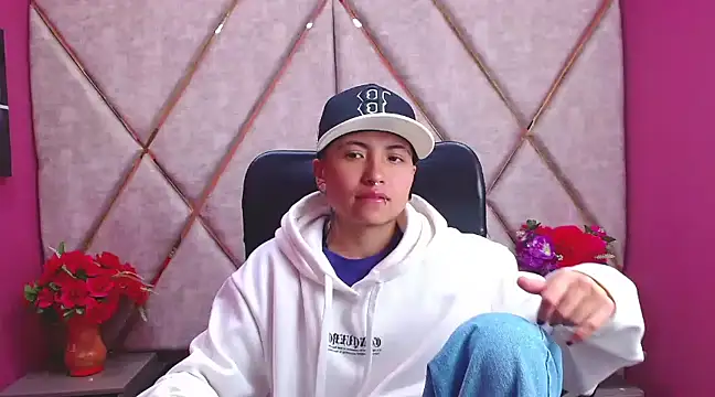 Snapshot of Im_Mathias chatting on January 30, 2025, 2:49 am Im Mathias online show from January 30, 2025, 2:49 am