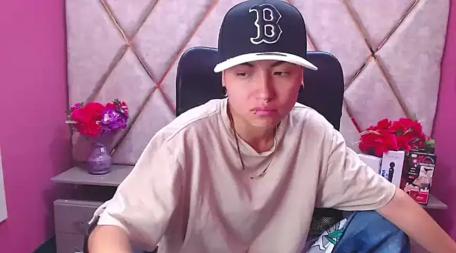 Snapshot of Im_Mathias chatting on February 15, 2025, 6:44 am Im Mathias online show from February 15, 2025, 6:44 am