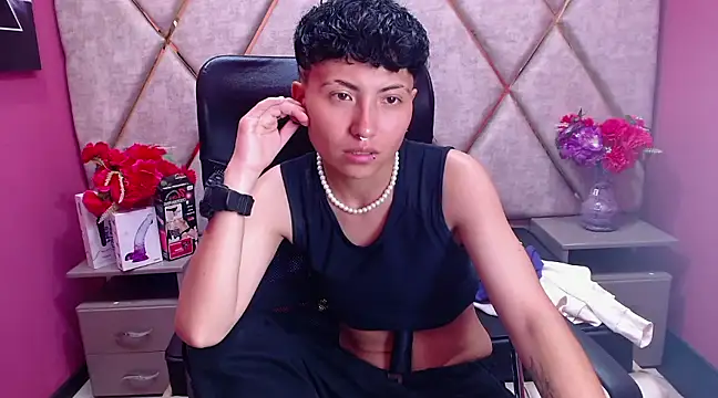 Snapshot of Im_Mathias chatting on March 12, 2025, 7:02 am Im Mathias online show from March 12, 2025, 7:02 am