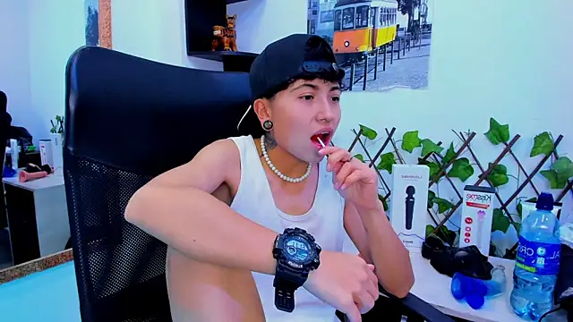 Snapshot of Im_Mathias chatting on November 23, 2025, 4:07 pm Im Mathias online show from November 23, 2025, 4:07 pm