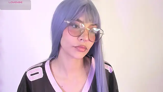 Snapshot of Luna-Chann chatting on June 21, 2026, 8:55 pm Luna-Chann online show from June 21, 2026, 8:55 pm