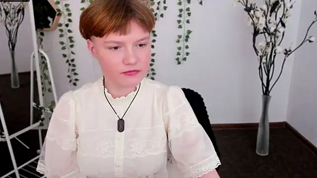 DreamyLuna online show from January 23, 2025, 12:25 am