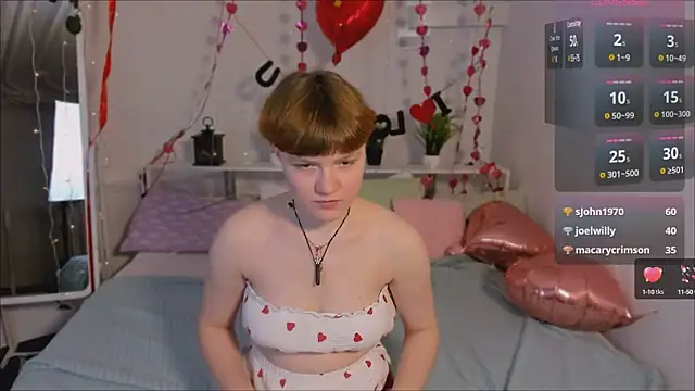 DreamyLuna online show from January 30, 2025, 12:18 am