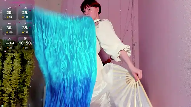 DreamyLuna online show from March 3, 2025, 12:26 am