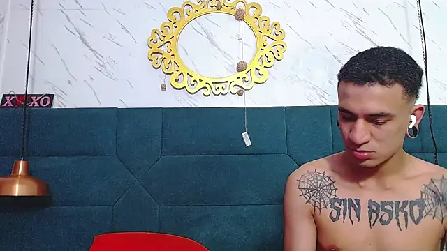 salome daniel online show from March 8, 2025, 7:53 pm