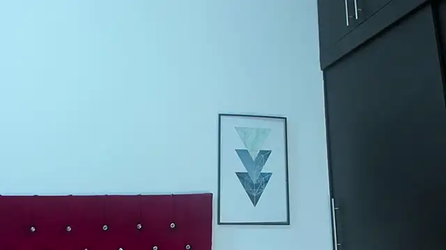 Melody Megann online show from November 27, 2025, 11:34 am