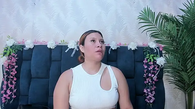 Melody Megann online show from July 14, 2026, 9:09 pm