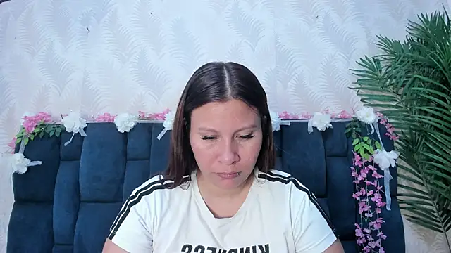 Melody Megann online show from July 27, 2026, 7:54 pm