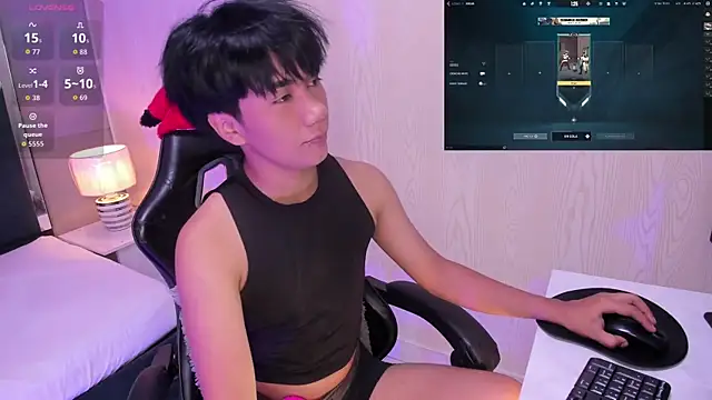 Eriol  online show from May 6, 2026, 1:38 pm
