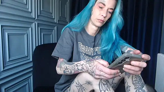 RavenryderUK online show from May 1, 2026, 10:31 am