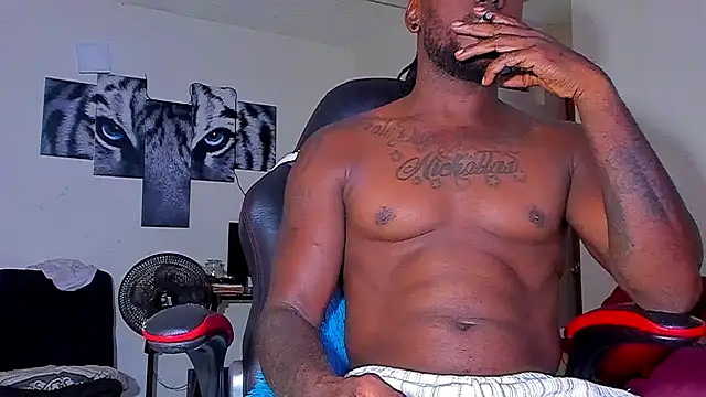 Snapshot of ray_long222 chatting on May 16, 2026, 3:33 pm ray long222 online show from May 16, 2026, 3:33 pm