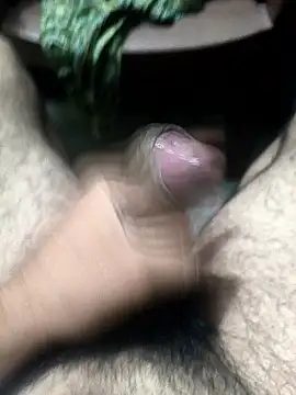 Snapshot of hunter_boy chatting on September 19, 2025, 5:35 pm hunter boy online show from September 19, 2025, 5:35 pm