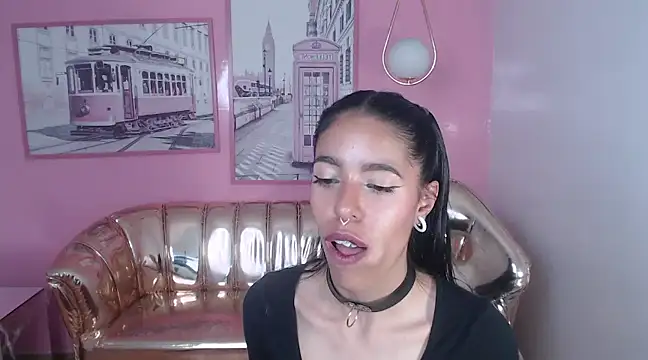 Snapshot of stephania_t chatting on January 31, 2025, 4:48 pm stephania t online show from January 31, 2025, 4:48 pm