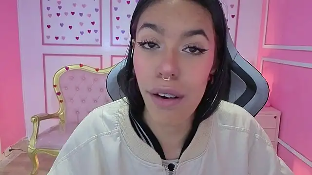 Snapshot of stephania_t chatting on October 2, 2025, 11:39 am stephania t online show from October 2, 2025, 11:39 am