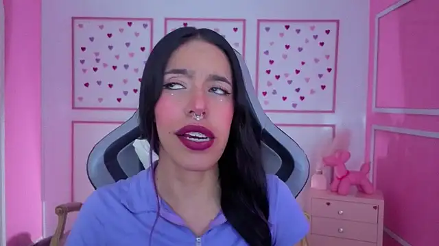 stephania t online show from February 11, 2026, 12:32 pm