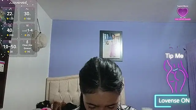 stephania t online show from July 30, 2026, 1:43 pm