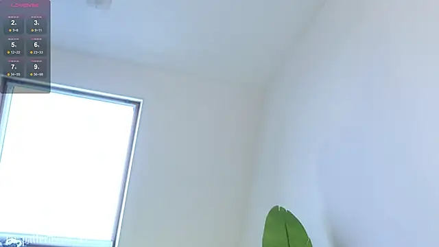 Snapshot of violetviolator chatting on March 1, 2025, 8:45 am violetviolator online show from March 1, 2025, 8:45 am