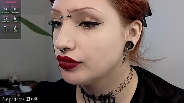 Snapshot of violetviolator chatting on March 6, 2025, 12:09 pm violetviolator online show from March 6, 2025, 12:09 pm