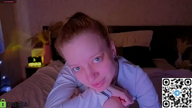 Michelle Blond online show from April 28, 2026, 2:27 am