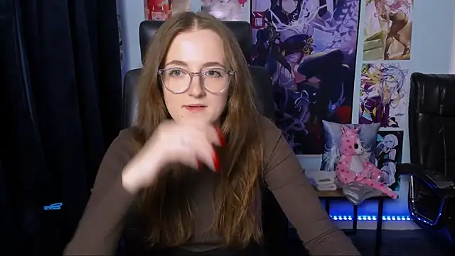 luna berryy online show from December 10, 2024, 4:34 am